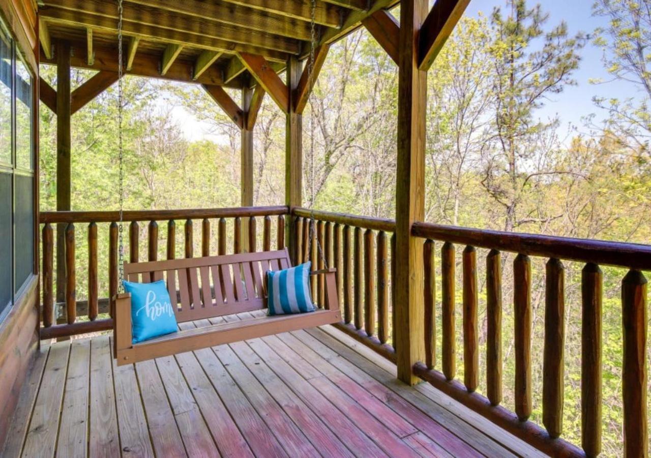 Fabulous Pet-Friendly, Family Cabin With Outdoor Kitchen, Hot Tub, Sauna, Fireplace, Theater Room, Arcade, Pool Table, And Fire Pit Within Minuties Of Dollywood Sevierville Bagian luar foto