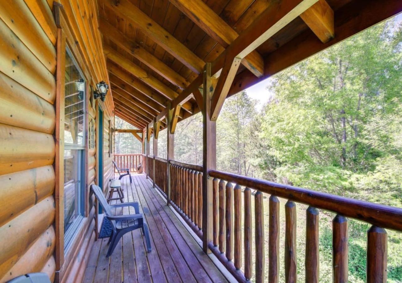 Fabulous Pet-Friendly, Family Cabin With Outdoor Kitchen, Hot Tub, Sauna, Fireplace, Theater Room, Arcade, Pool Table, And Fire Pit Within Minuties Of Dollywood Sevierville Bagian luar foto